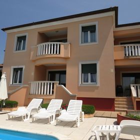 Apartmanok Családok Részére Medencével Zadar - Diklo, Zadar - 5774 Zadar - Diklo