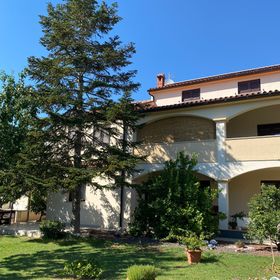 Apartmanok Parkolóhellyel Medulin - 7295