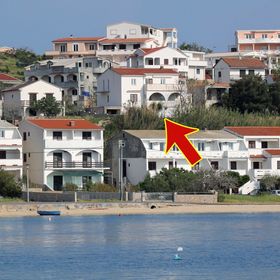 Apartmanok Parkolóhellyel Metajna, Pag - 208 Metajna