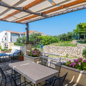 Apartmanok Parkolóhellyel Tucepi, Makarska - 6856 Tučepi