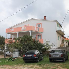 Apartmanok A Tenger Mellett Nevidane, Pasman - 8528 Neviđane