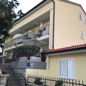 Apartmanok Parkolóhellyel Lovran, Opátia - Opatija - 7838 Lovran
