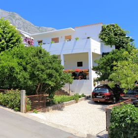 Apartmanok A Tenger Mellett Zivogosce - Blato, Makarska - 1057 Živogošće - Blato