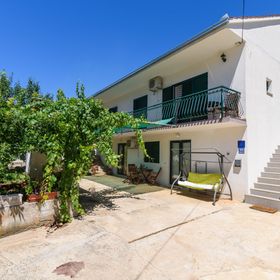 Apartmanok Parkolóhellyel Marina, Trogir - 14258 Marina