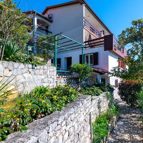 Apartmanok Parkolóhellyel Rabac, Labin - 7622 Rabac