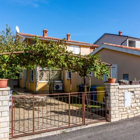 Apartmanok Parkolóhellyel Valbandon, Fazana - 7352 Valbandon