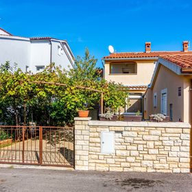 Apartmanok Parkolóhellyel Valbandon, Fazana - 7352 Valbandon