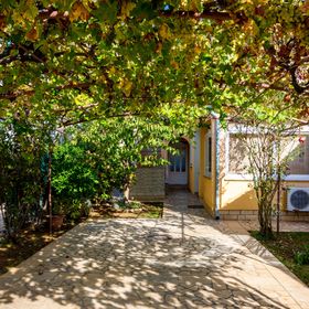 Apartmanok Parkolóhellyel Valbandon, Fazana - 7352 Valbandon