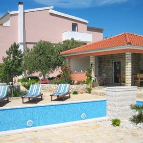 Apartmanok Családok Részére Medencével Dvornica, Rogoznica - 11470 Dvornica