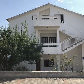 Apartmanok Parkolóhellyel Jezera, Murter - 5135 Jezera