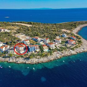 Apartmanok A Tenger Mellett Razanj, Rogoznica - 2970 Ražanj