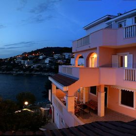 Apartmanok A Tenger Mellett Razanj, Rogoznica - 2970 Ražanj