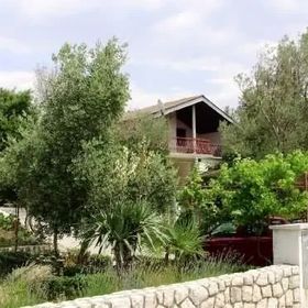 Apartmanok Parkolóhellyel Krk - 11646