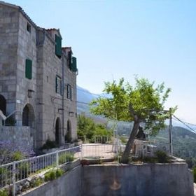 Apartmanok Parkolóhellyel Brela, Makarska - 11552 Brela