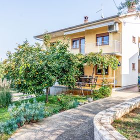 Apartmanok Gyermekes Családok Részére Banjole, Pula - 2258 Banjole