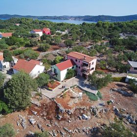 Apartmanok Parkolóhellyel Bozava, Dugi Otok - 8124 Božava