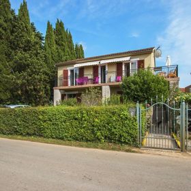 Apartmanok Gyermekes Családok Részére Valbandon, Fazana - 11601 Valbandon