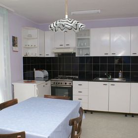 Apartmanok Parkolóhellyel Vodice - 4192