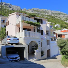 Apartmanok A Tenger Mellett Pisak, Omis - 7521 Pisak
