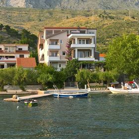 Apartmanok A Tenger Mellett Duce, Omis - 4795 Duće