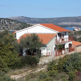 Apartmanok A Tenger Mellett Razanj, Rogoznica - 4864 Ražanj