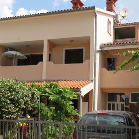 Apartmanok Parkolóhellyel Valbandon, Fazana - 7355 Valbandon