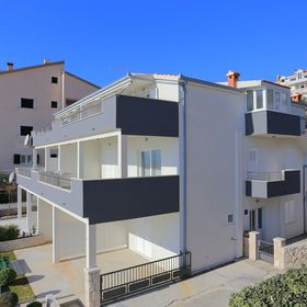 Apartmanok A Tenger Mellett Stanici, Omis - 2763 Stanići