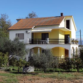 Apartmanok Parkolóhellyel Privlaka, Zadar - 667 Privlaka