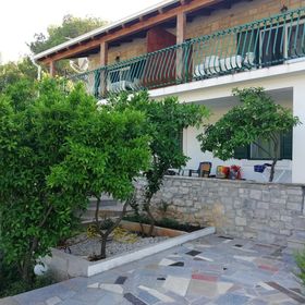 Apartmanok A Tenger Mellett Rogac, Solta - 5166 Rogač