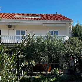 Apartmanok Parkolóhellyel Vlasici, Pag - 4139 Vlašići