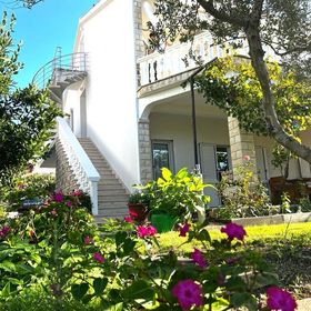 Apartmanok Parkolóhellyel Vlasici, Pag - 4139 Vlašići