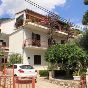 Apartmanok A Tenger Mellett Zivogosce - Mala Duba, Makarska - 2603 Živogošće - Mala Duba