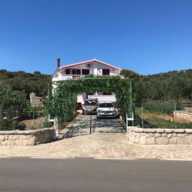 Apartmanok Parkolóhellyel Kraj, Pasman - 819 Kraj