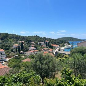 Apartmanok Parkolóhellyel Maslinica, Solta - 5176 Maslinica