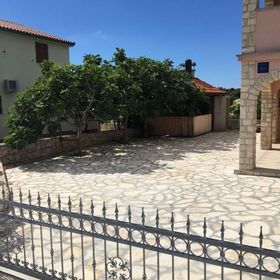 Apartmanok A Tenger Mellett Mandre, Pag - 6507 Mandre