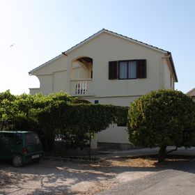 Apartmanok Parkolóhellyel Sali, Dugi Otok - 8136 Sali