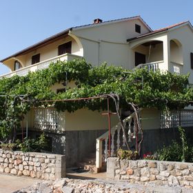 Apartmanok Parkolóhellyel Sali, Dugi Otok - 8136 Sali