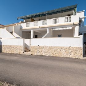 Apartmanok A Tenger Mellett Metajna, Pag - 6395 Metajna