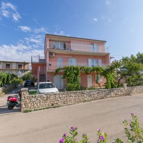 Apartment Brko Primosten