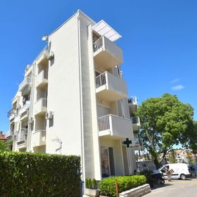 Apartment Jela Malinska