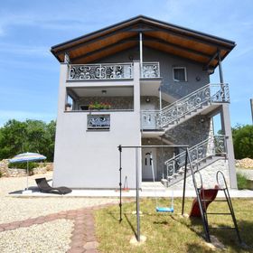 Apartments Dunja Gabonjin