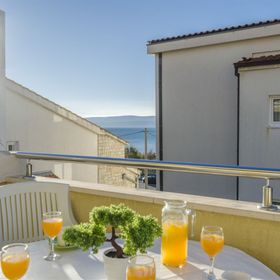 Apartments Srecko Duce