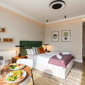 SWU Broadway Budapest