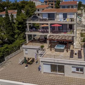 Apartment Paradise view Okrug Gornji