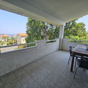 Apartment Buza Malinska