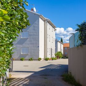 Apartment Nadica Malinska