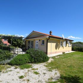 Holiday Home Pere Malinska