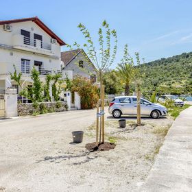 Apartment Bosiljka Rogoznica