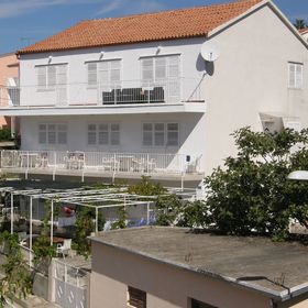Apartment Marin Primosten