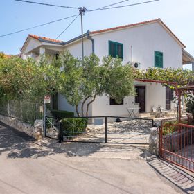 Apartment and Rooms Ruža Trogir